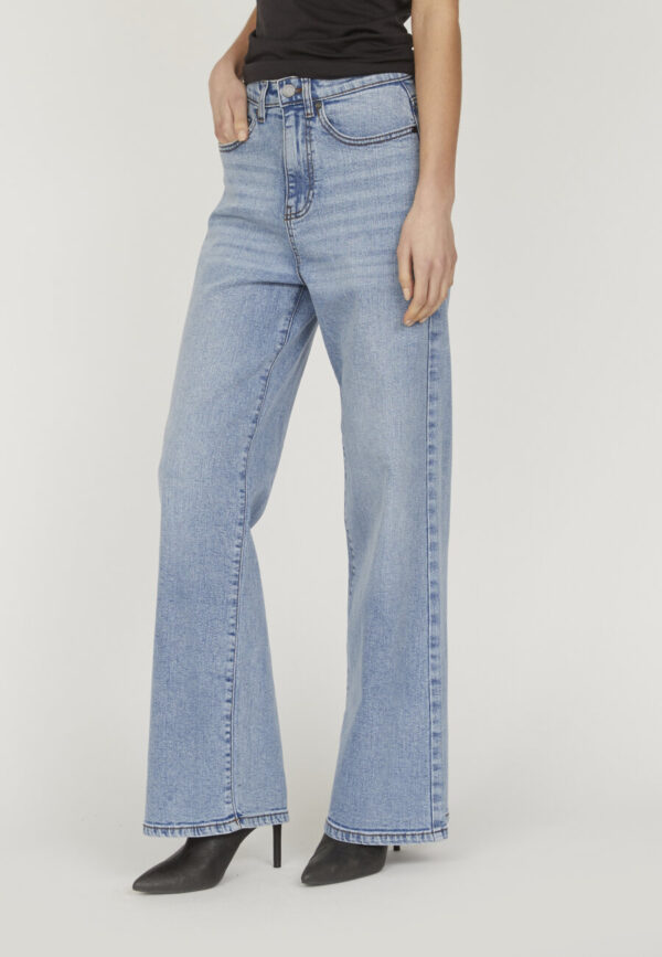 OWI Wide Jeans – L. blue used